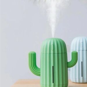 Mini Cactus 🌵 LED USB Humidifier